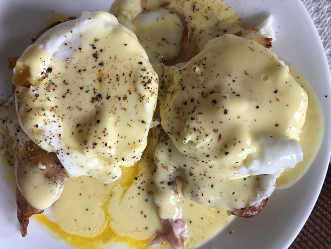 Eggs%20Benedict