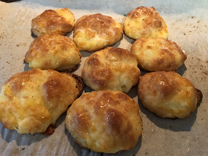 Cheddar%20Bay%20Biscuits%20-Keto