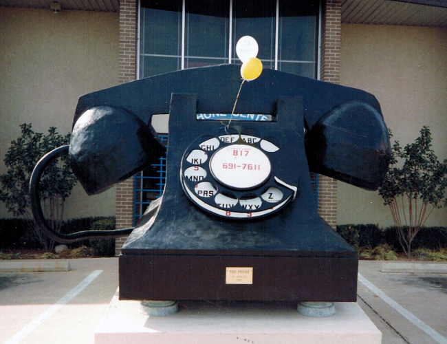 GiantPhone