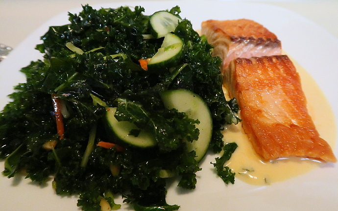 Salmon%20n%20greens